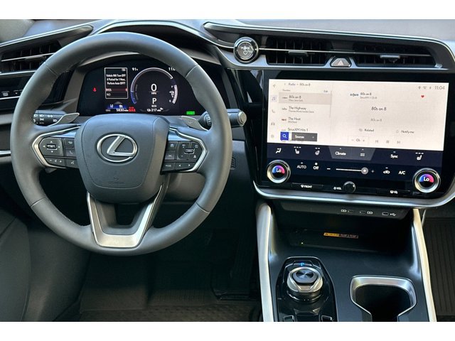 2025 Lexus RZ 300e photo 3