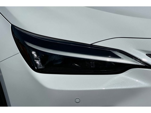 2026 Lexus NX 450h+ Premium - Photo 10