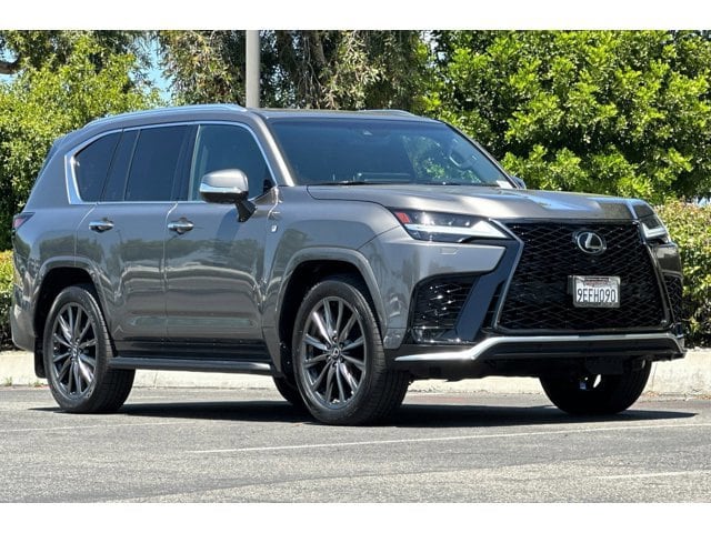 2022 LEXUS LX 600 F SPORT photo 5