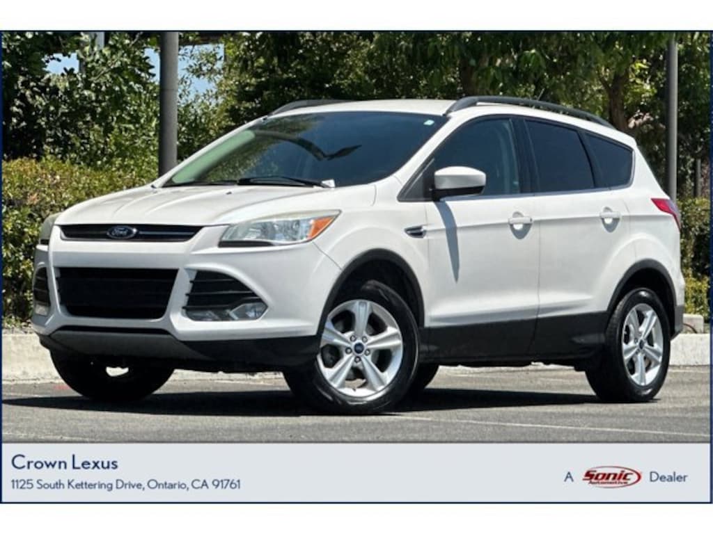 Used 2015 Ford Escape SE SUV