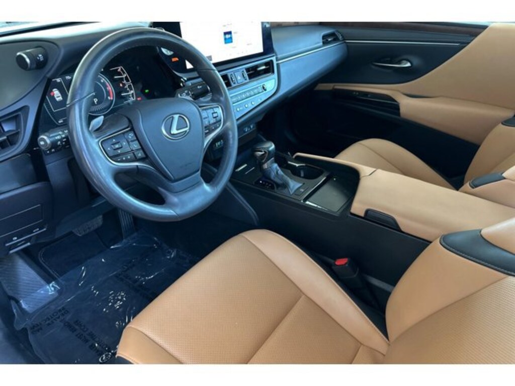 Certified 2023 Lexus ES 250 Sedan