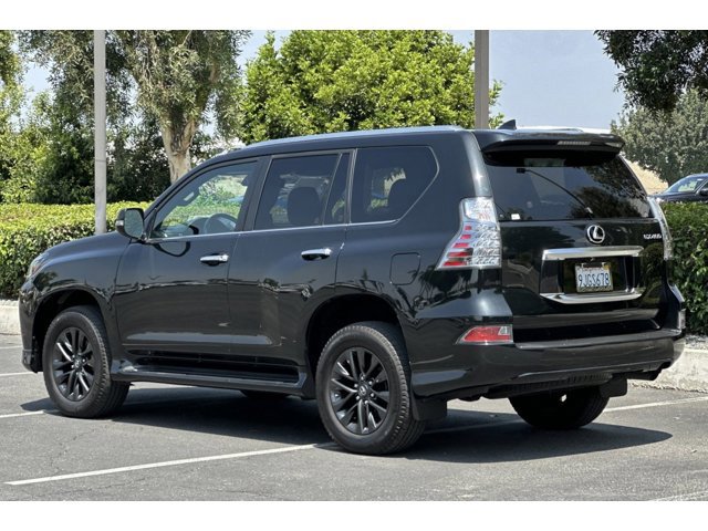 2023 Lexus GX 460 Premium photo 3