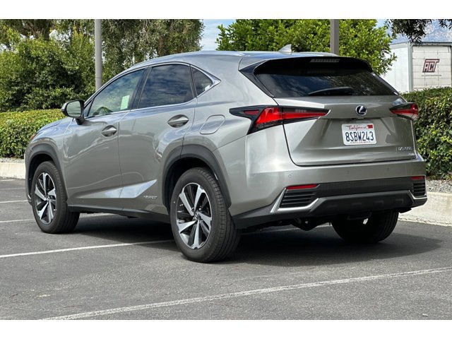 2020 Lexus NX 300h Premium photo 3