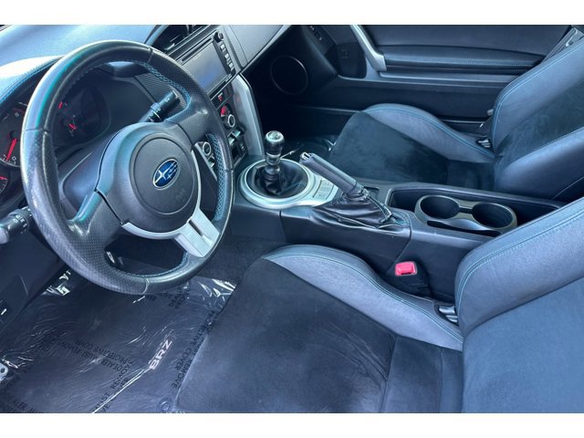 2016 Subaru BRZ photo 3