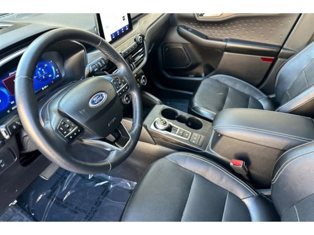 Used 2020 Ford Escape Titanium Hybrid SUV