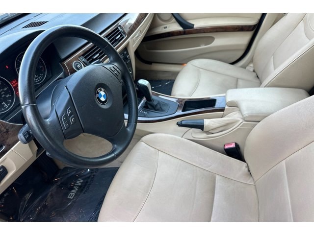 2011 BMW 328i photo 4