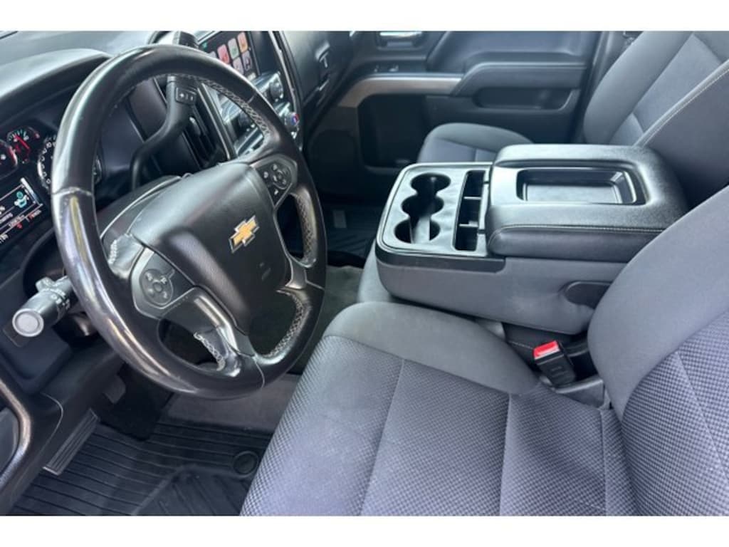 Used 2018 Chevrolet Silverado 1500 LT w/1LT Truck Crew Cab