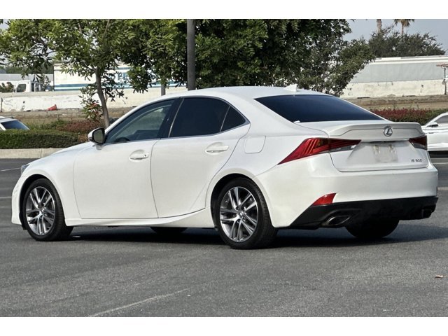 2019 Lexus IS 300 photo 3