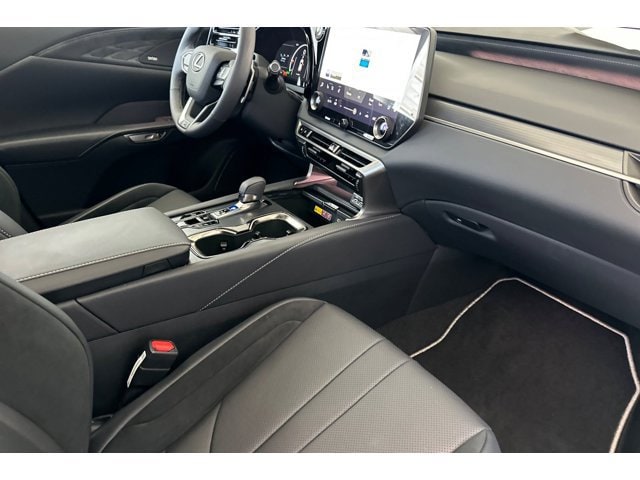 2026 Lexus RX 500h F-Sport - Photo 28