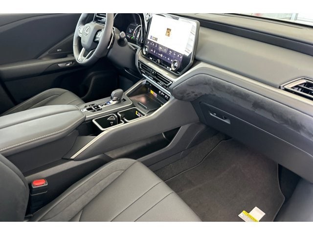 2026 Lexus TX 500h F-Sport Premium - Photo 27