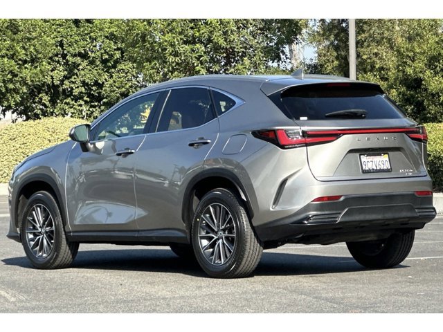 2022 Lexus NX 350 photo 2
