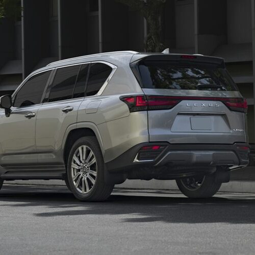 Lexus LX 600