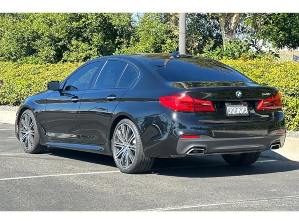 Used 2018 BMW 540i Sedan