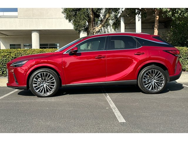 2024 Lexus RX 450h+ Luxury photo 2