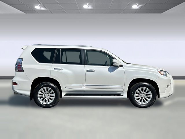 2018 LEXUS GX 460 photo 3