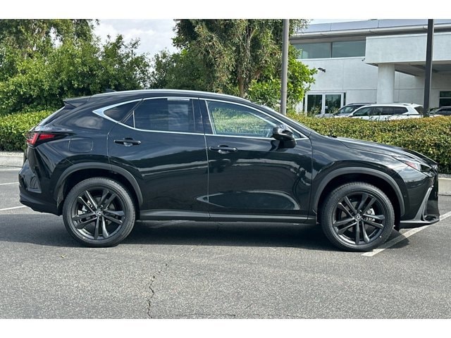 2025 LEXUS NX 450h+ Luxury photo 6