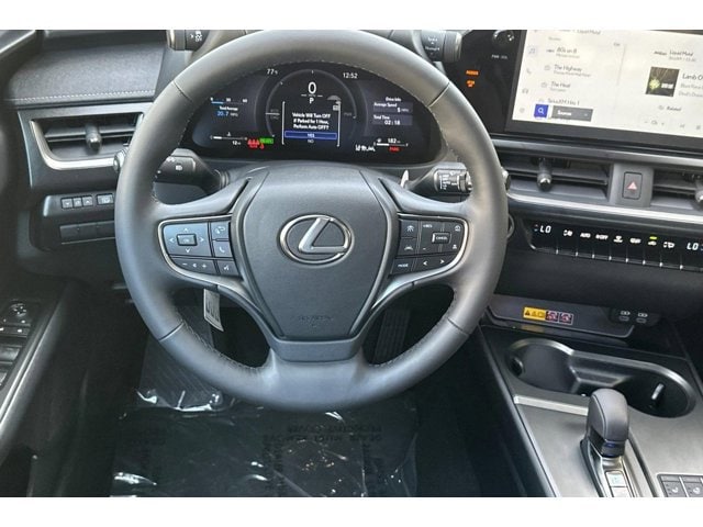 2026 Lexus UX Hybrid 300h Premium - Photo 25