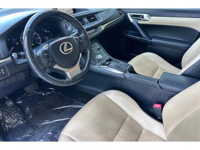 CT 200h Hatchback