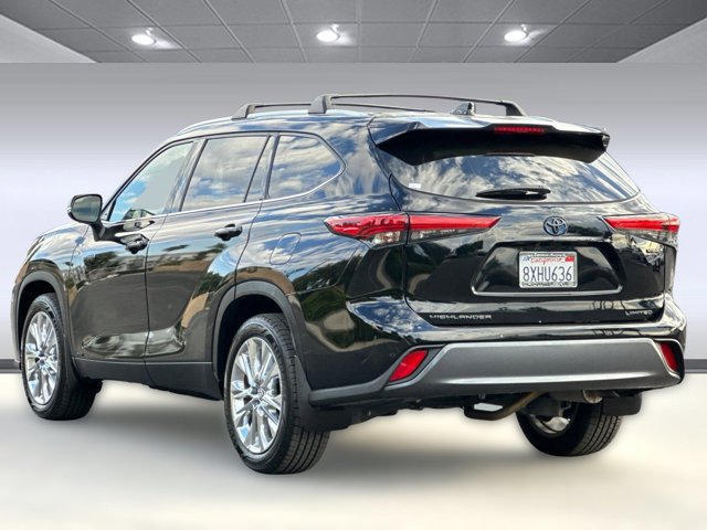 2021 Toyota Highlander Hybrid Limited photo 3