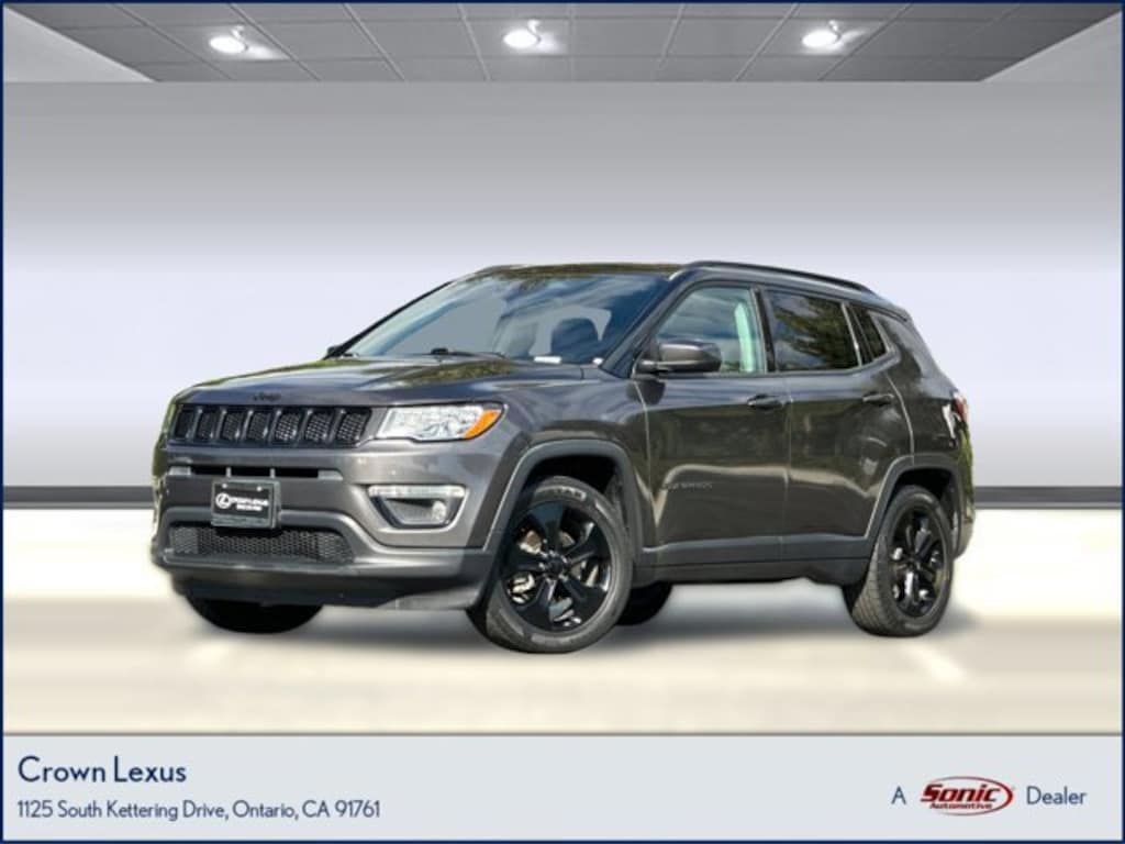 Used 2018 Jeep Compass Latitude FWD SUV
