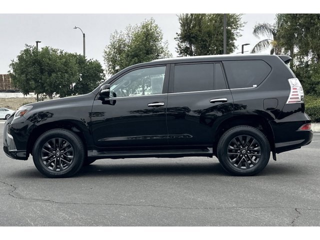 2022 Lexus GX 460 photo 2