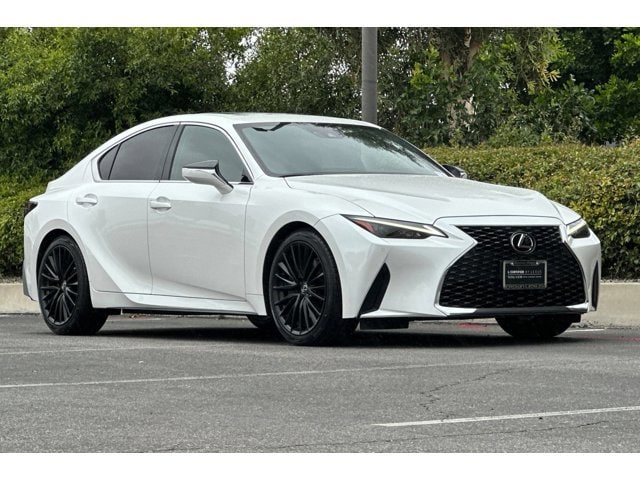 2022 LEXUS IS 300 photo 5