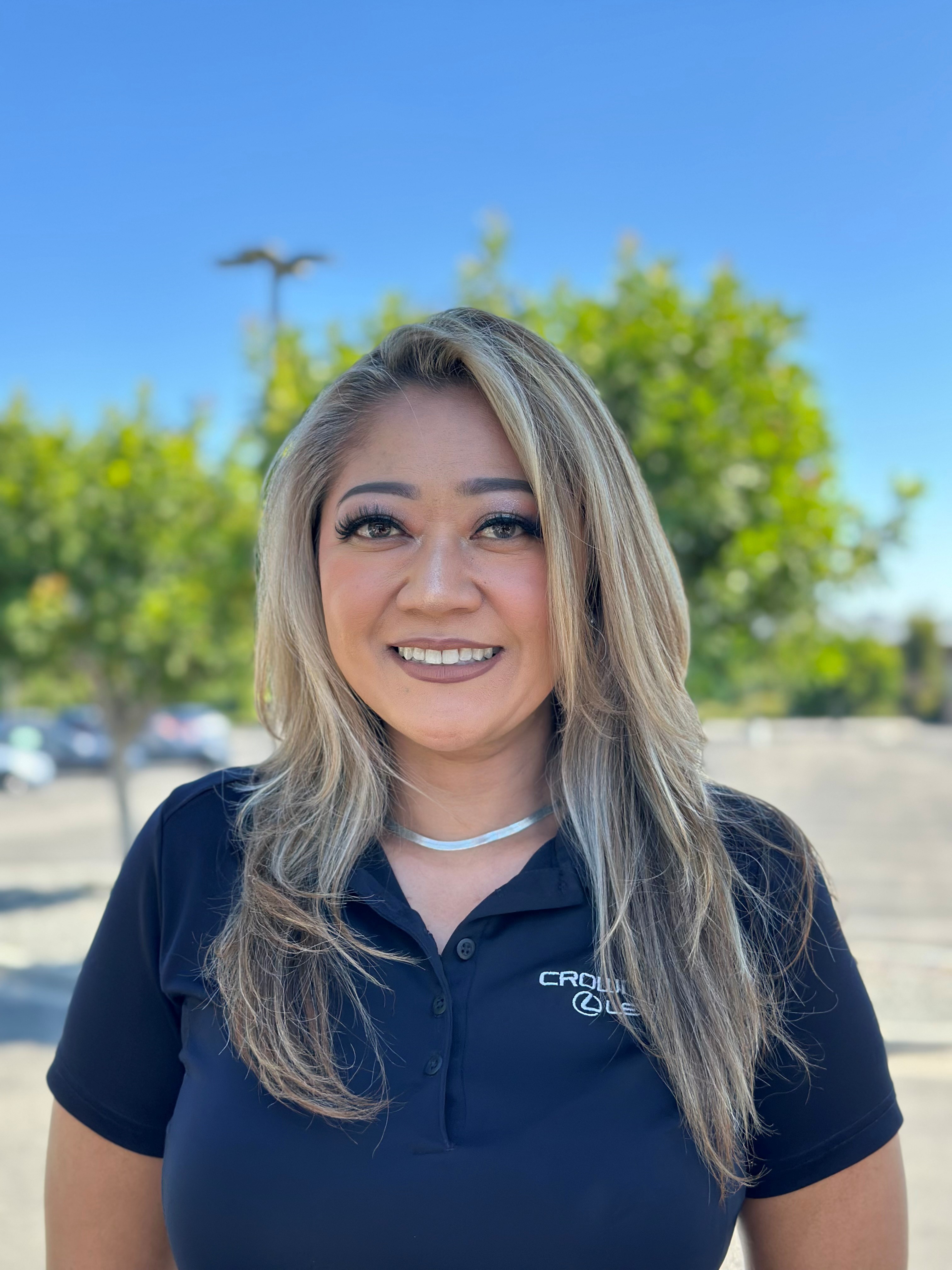Staff member Jacqueline Collins - Tagalog from ID_3b28f0