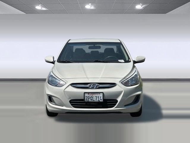 2016 Hyundai Accent SE photo 5