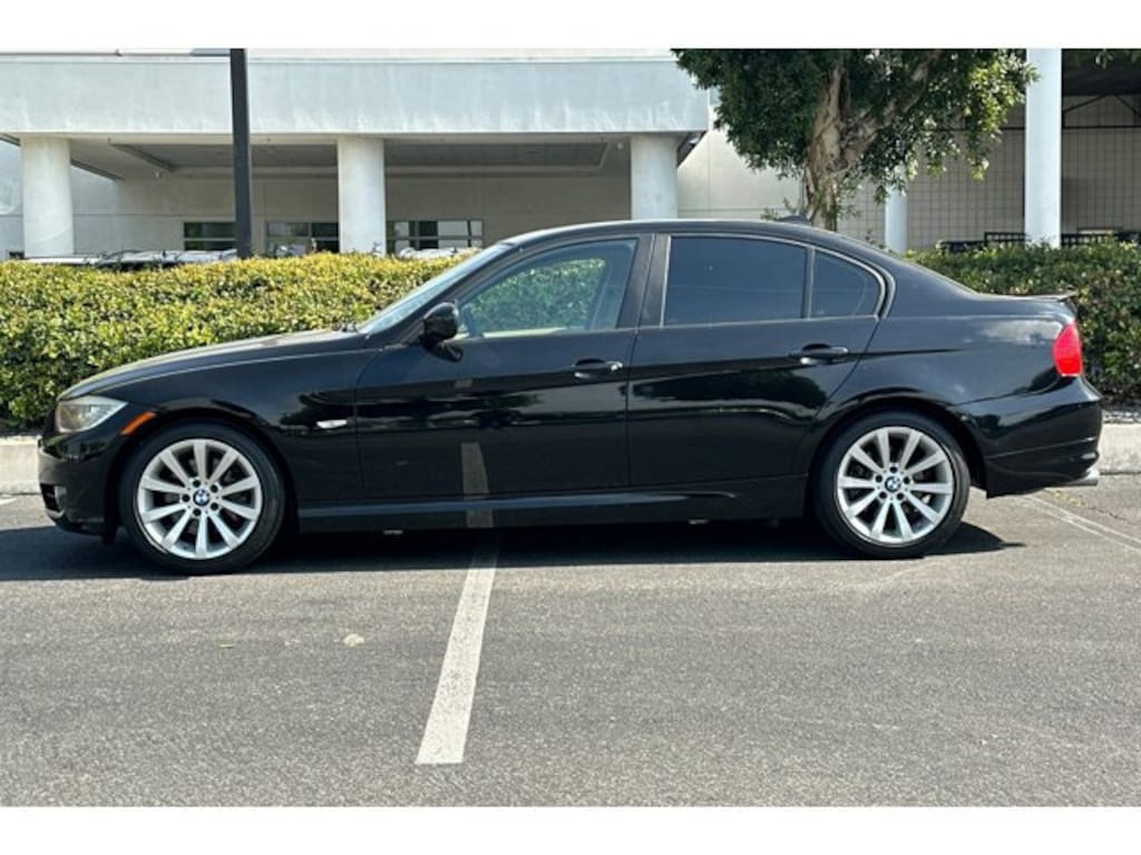 Used 2011 BMW 328i Sedan