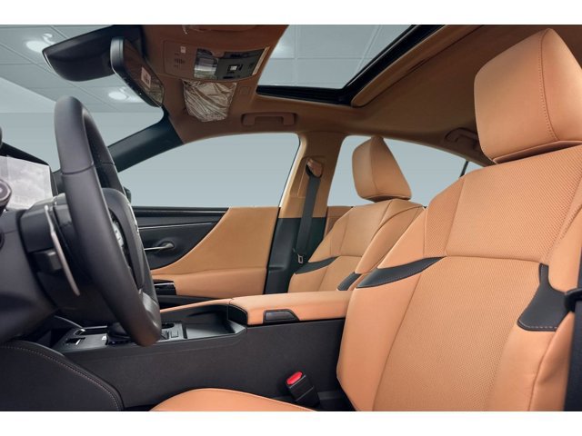 2025 Lexus ES 350 - Photo 14
