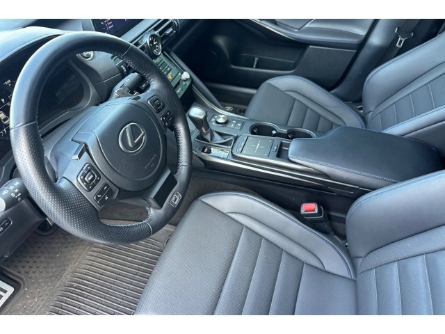 2024 Lexus IS 500 F SPORT Performance photo 4