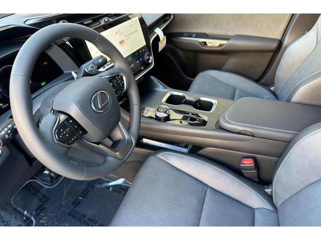 2026 Lexus RZ 450e Premium photo 4
