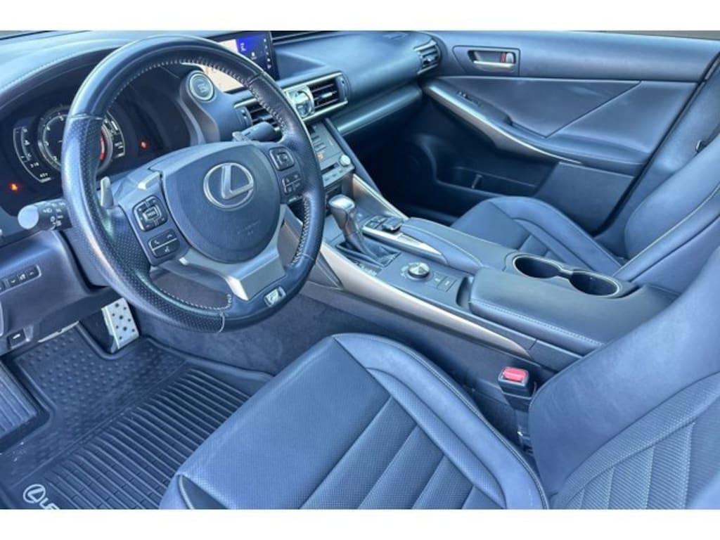 Used 2017 Lexus IS 350 Sedan