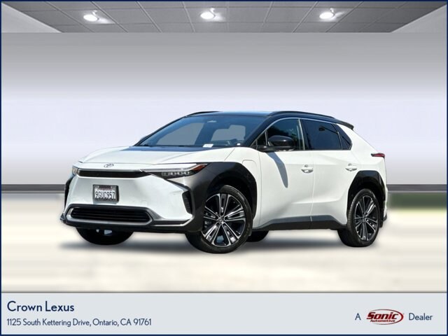 2023 Toyota bZ4X Limited — photo 1 of 24