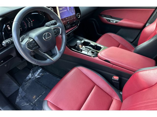 2022 Lexus NX 350 photo 3