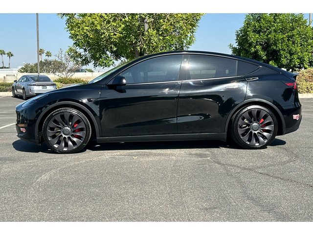Used 2021 Tesla Model Y Performance with VIN 5YJYGDEF9MF157701 for sale in Ontario, CA