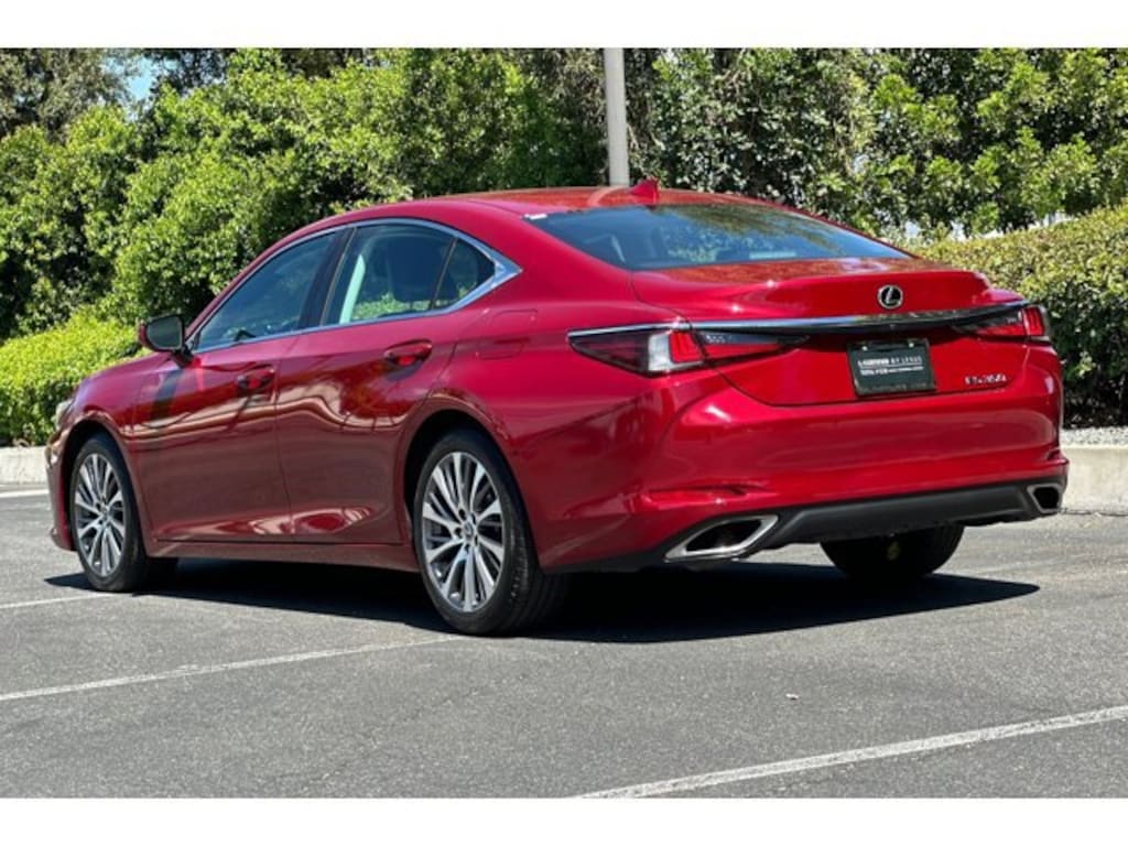 Used 2021 Lexus ES 350 Sedan