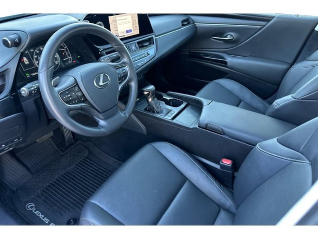 Used 2025 Lexus ES 300h Base Sedan