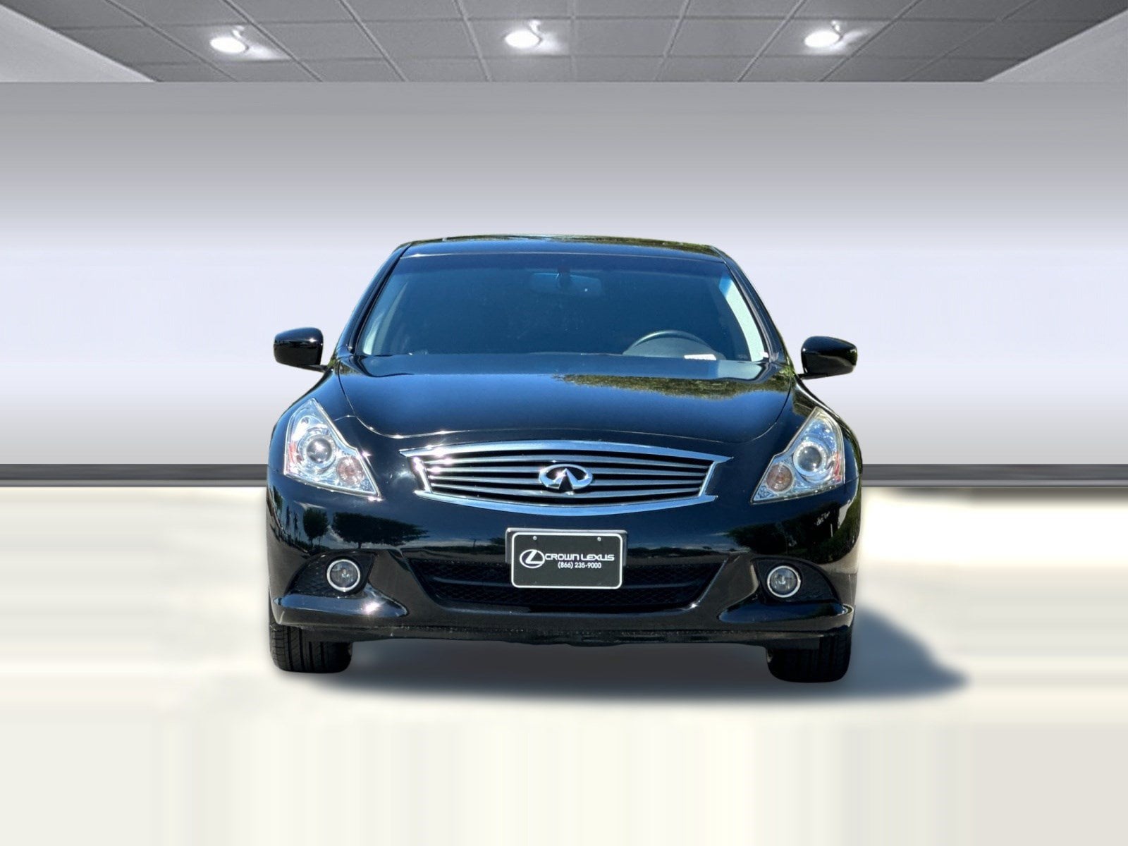 2015 INFINITI Q40 With Moonroof Package Sedan