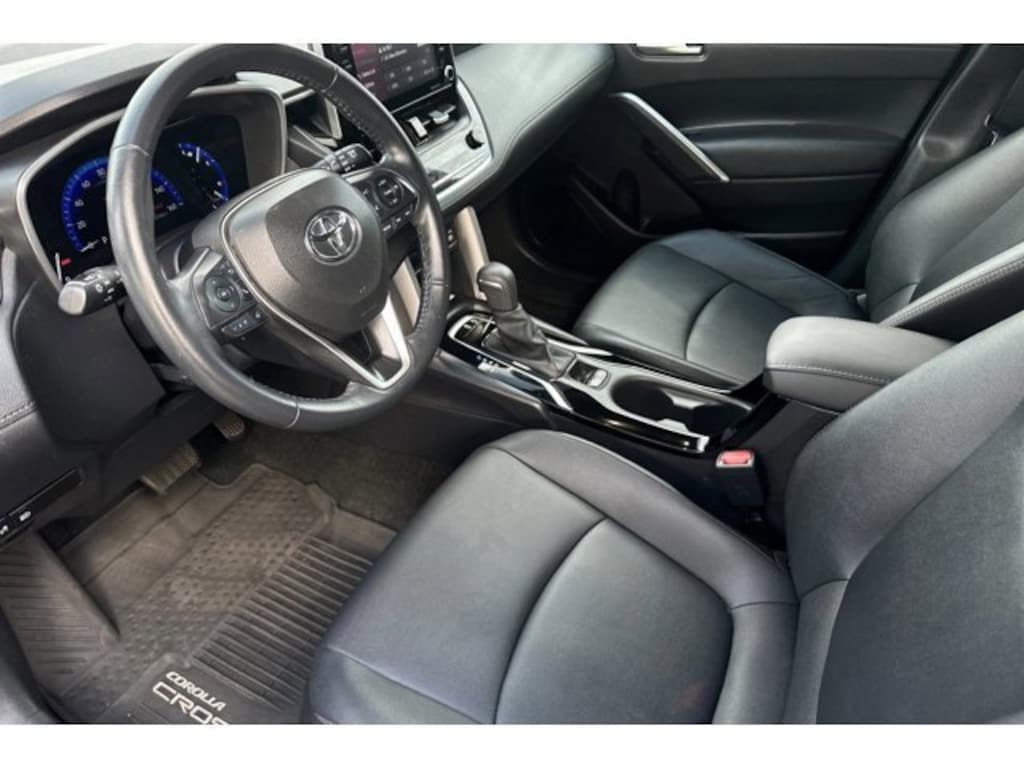Used 2022 Toyota Corolla Cross XLE SUV