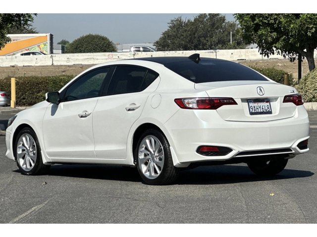 2018 Acura ILX Premium photo 3