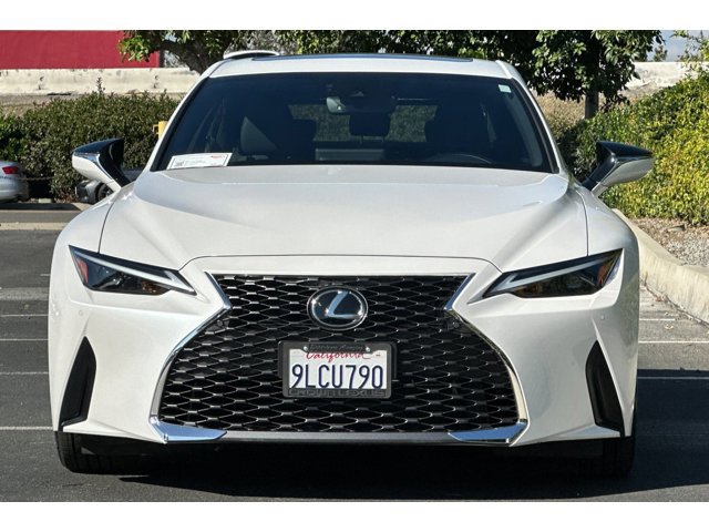 2024 Lexus IS 300 photo 4