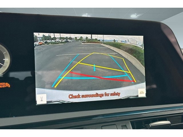 2025 Lexus ES 350 - Photo 21