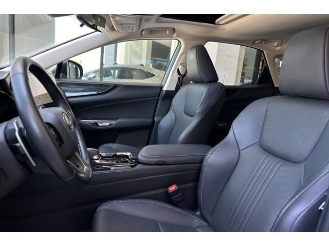 2025 Lexus NX Hybrid 350h - Photo 23