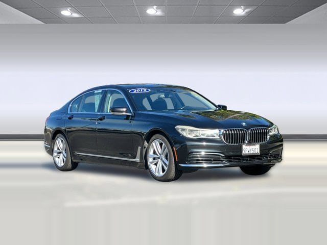 2019 BMW 750i photo 6