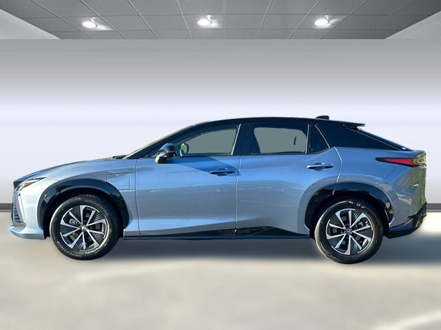 2023 Lexus RZ 450e Premium photo 2