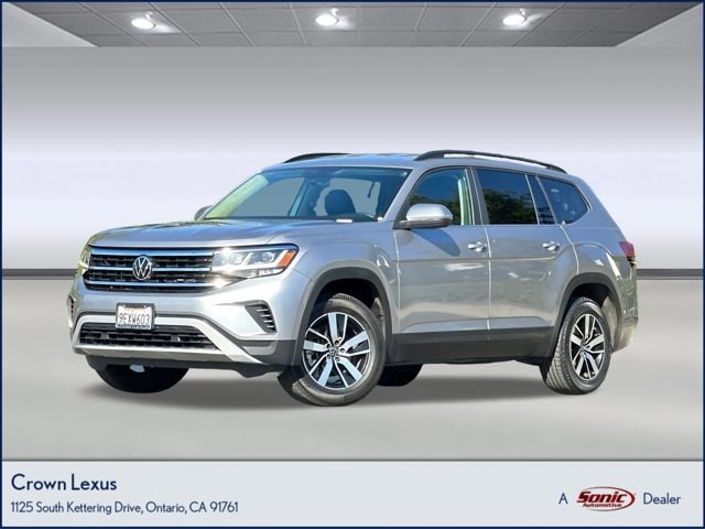 2023 Volkswagen Atlas SE's photo