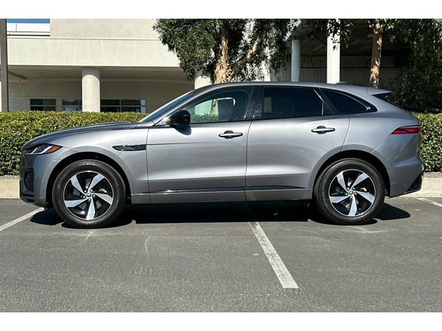 2024 Jaguar F-PACE P250 R-Dynamic S photo 2