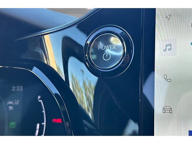 2026 Lexus NX PHEV 450h+ - Photo 29