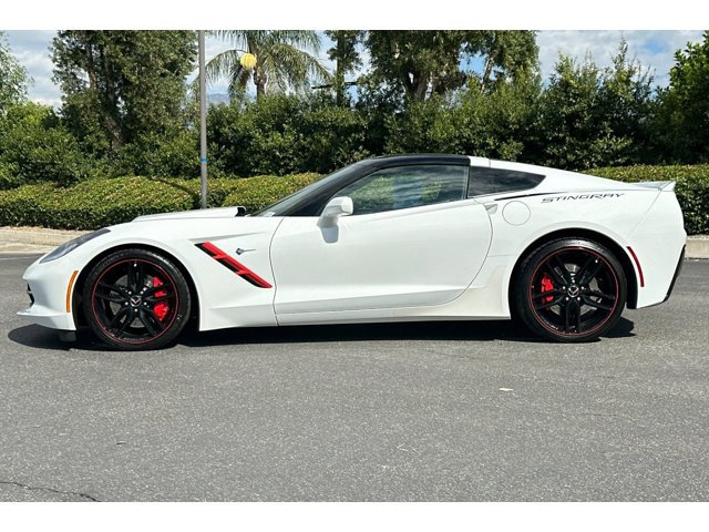 2015 Chevrolet Corvette Stingray 3LT Z51 photo 2